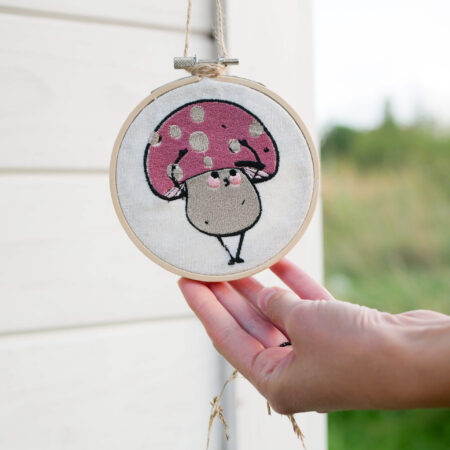 Haftowany tamborek & grzybek